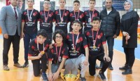 VOLEYBOLDA iL  ŞAMPiYONUYUZ